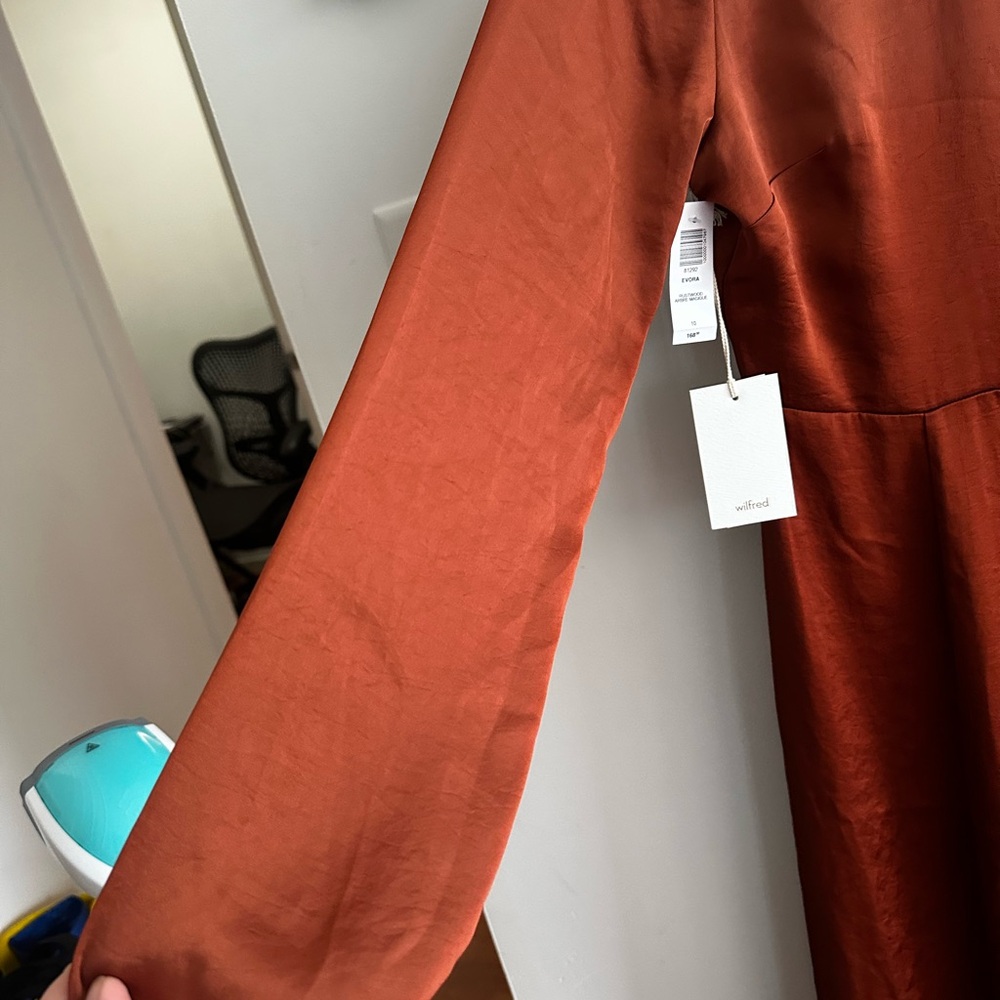 NWT Aritzia Wilfred Evora Rustwood Orange - Picture 6 of 7